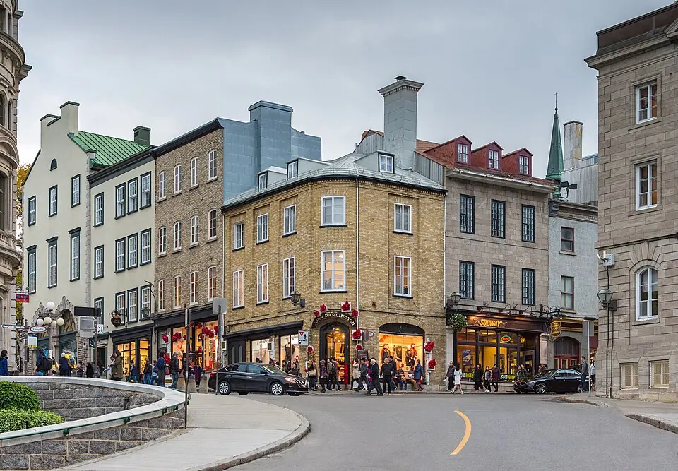 Façades et rue du Vieux-Québec